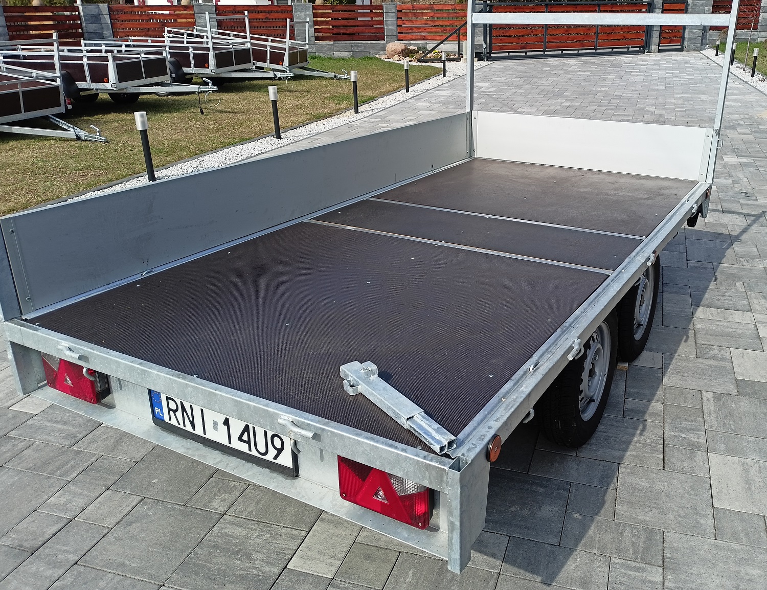 platforma-2-307-156